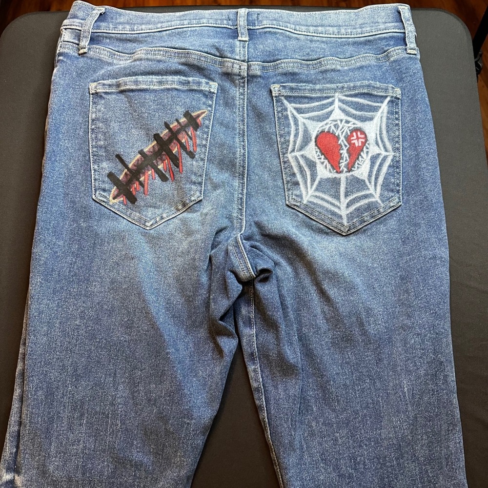Express Skyscraper Mid Rise Jeans 14R Custom Painted Heart Spider Web Graphic